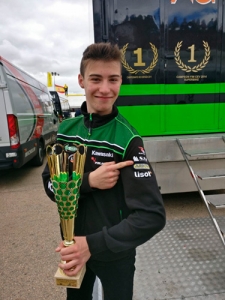 Patrocinio tecnológico equipo motociclismo - LISOT
